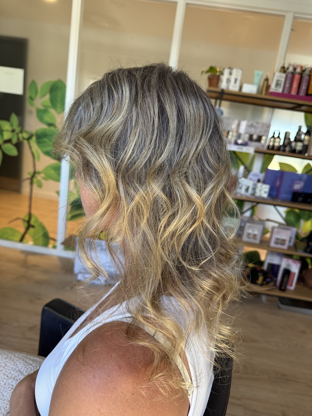 Beachy bronde waves